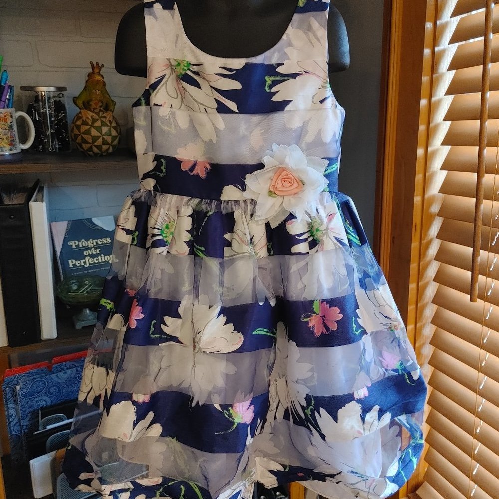.Girls' Floral Layered Dress